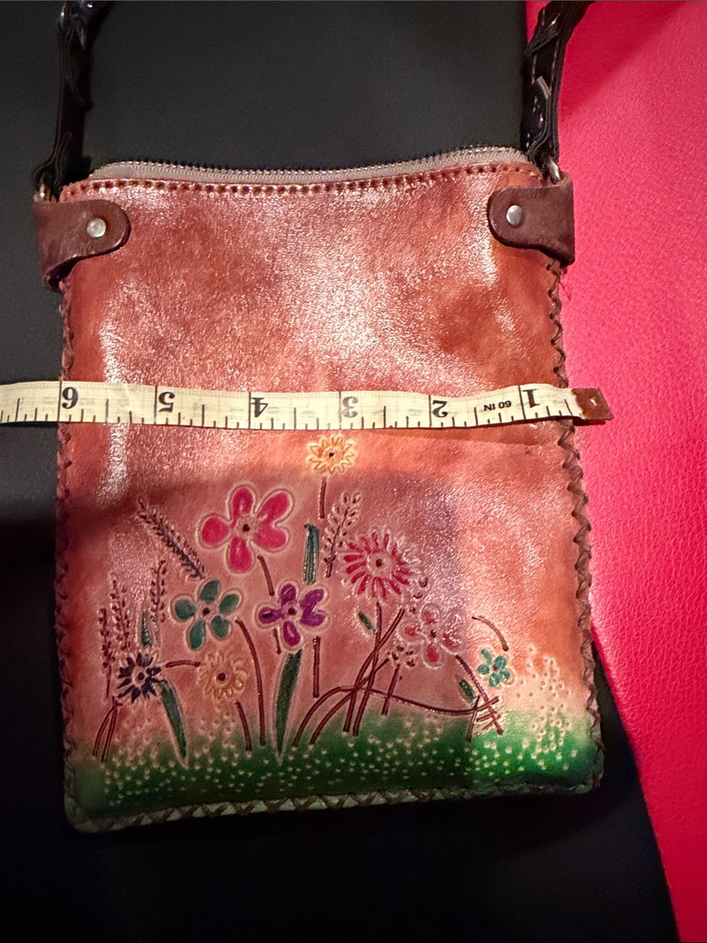 Hand-Tooled Floral Leather Crossbody Bag in Brown and Green / hands free!